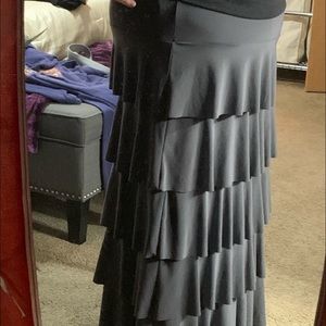 5 ruffle gray skirt